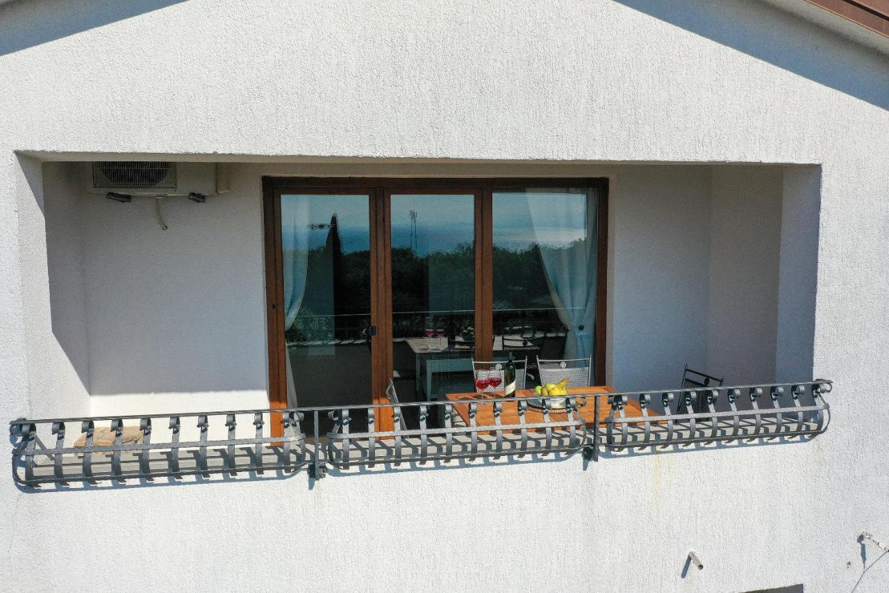 Villa Fani With Jacuzzi Ičići Zewnętrze zdjęcie