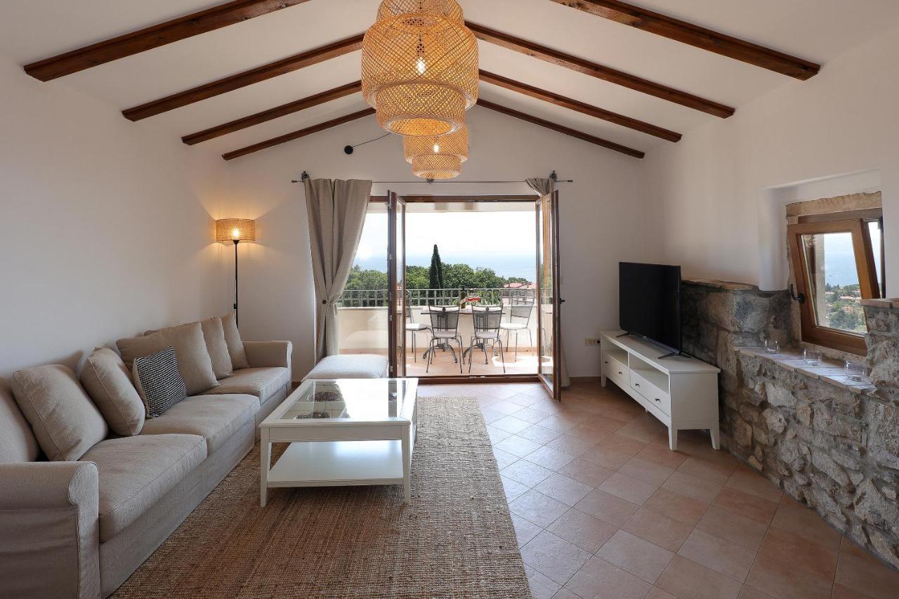 Villa Fani With Jacuzzi Ičići Zewnętrze zdjęcie