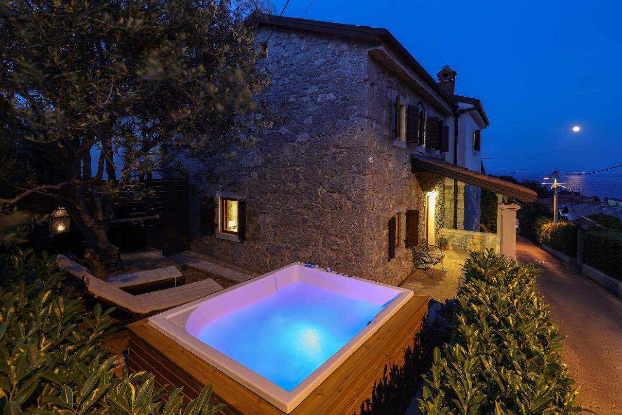 Villa Fani With Jacuzzi Ičići Zewnętrze zdjęcie